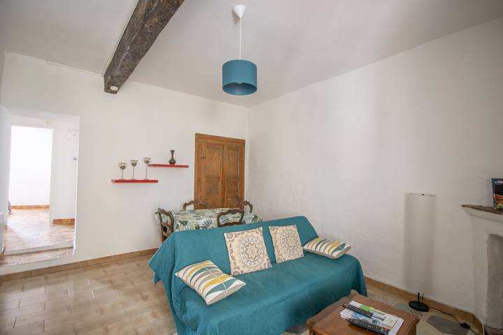 Apartamento entero, Apartamento en casa típica, vistas al mar y Wi-Fi in Olmeto, Distrito de Sartène