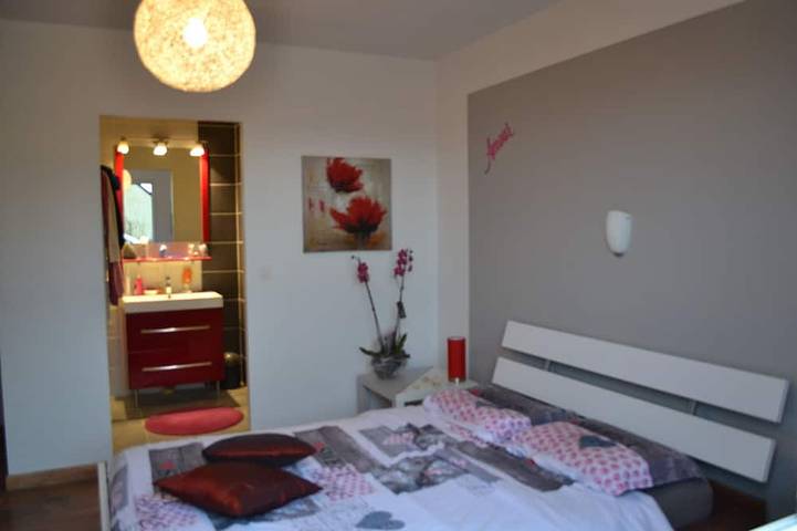 Location de vacances pour 8 personnes, avec jardin et terrasse à Baudre - 2