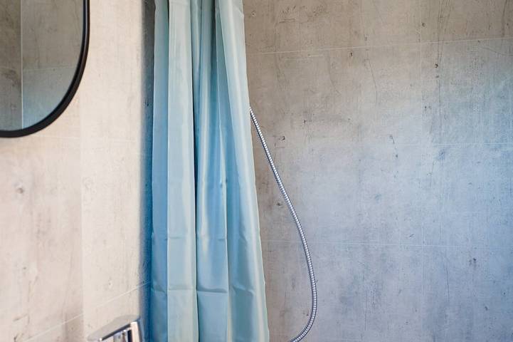 Ferienhaus für 3 Personen, mit Whirlpool und Terrasse sowie Garten und Sauna, mit Haustier im Lausitzer Seenland - 4