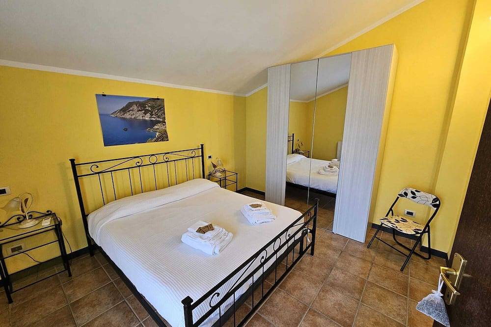 The Look of Nature in Deiva Marina, Riviera di Levante