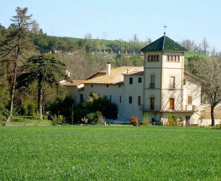 Alojamiento y desayuno para 2 personas, con Jardín y Vistas en Osona