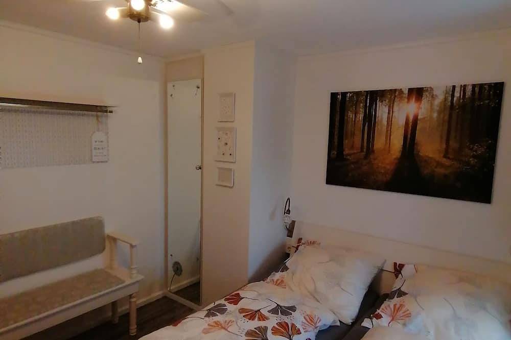 Ganze Wohnung, Gemütliche Ferienwohnung im Landhausstil am Elbhang in Pirna, Elbsandsteingebirge