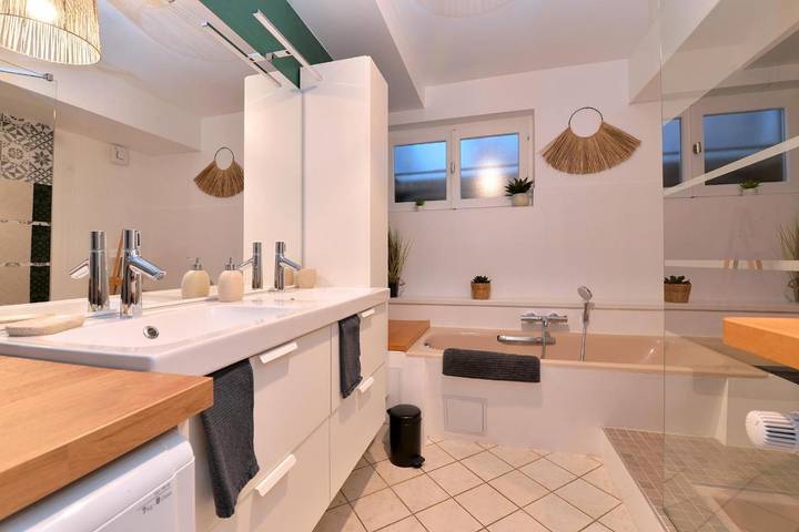 Gîte pour 6 personnes, avec jardin et vue à Labaroche - 3