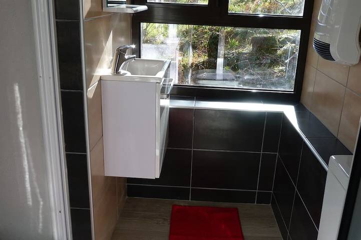 Gîte pour 2 personnes, avec jardin et terrasse à Arcizans-Dessus - 3