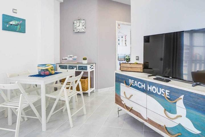 Chalet para 4 personas, con terraza y piscina en Fuerteventura - 2