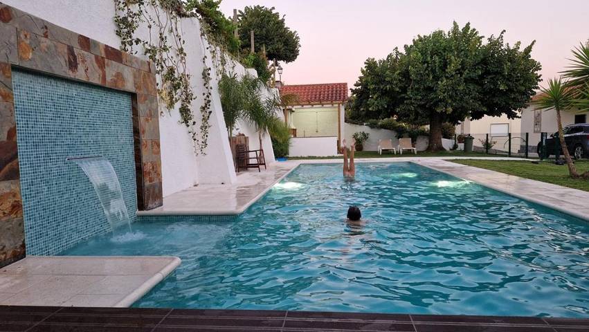 Gîte pour 6 personnes, avec jardin et piscine ainsi que vue sur le lac et vue à Tomar - 4