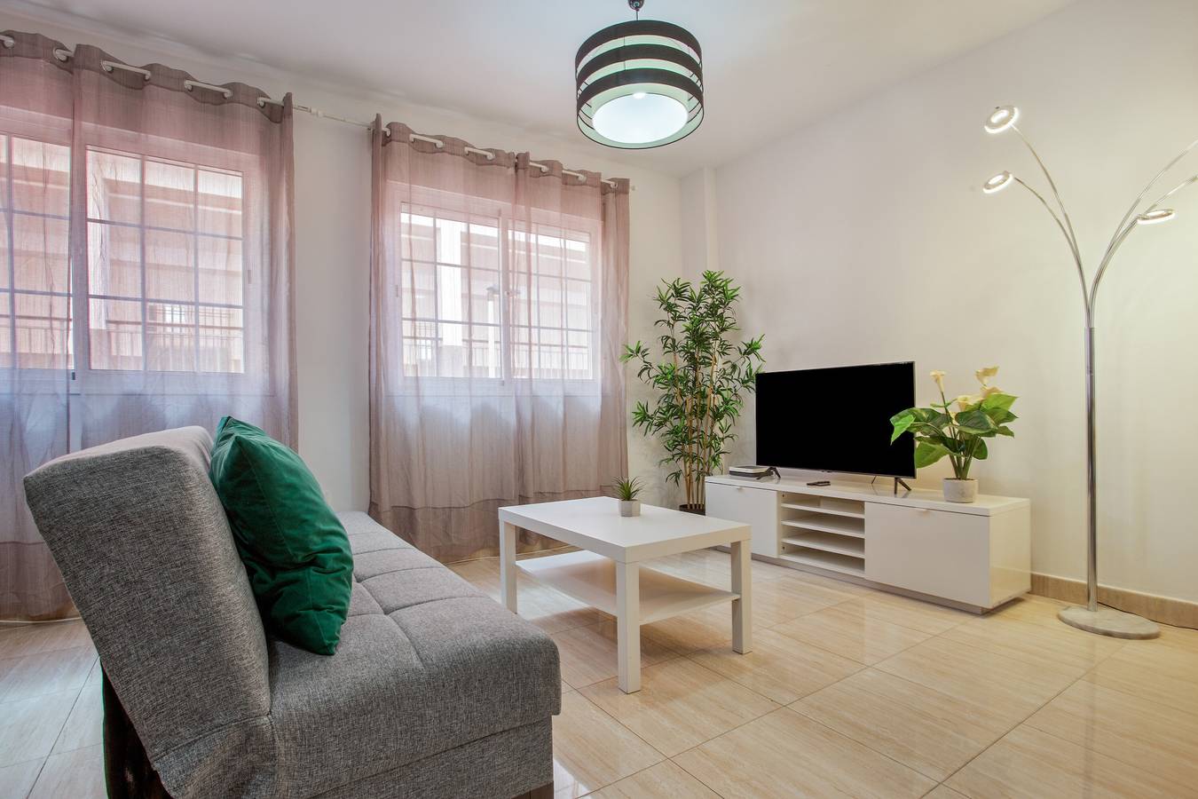 Ganze Wohnung, Ferienwohnung 'Duplex Con Jacuzzi Privado' mit Meerblick, privater Terrasse und Wlan in Fañabé, Adeje