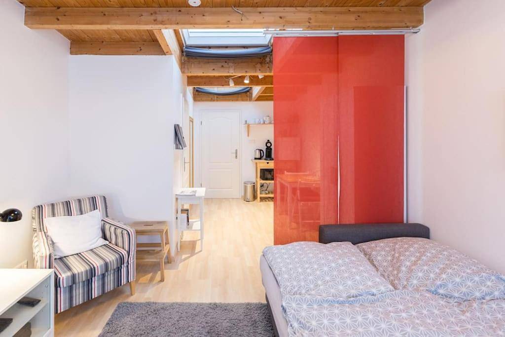 Ganze Wohnung, One-Bedroom Apartment in Phantasialand, Brühl