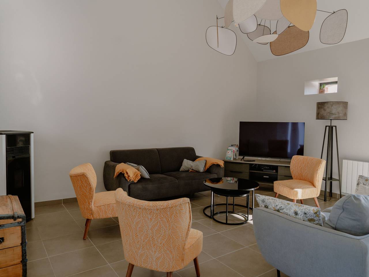 Gran casa rural espaciosa y moderna con jardín y actividades en Val de Loire in Huisseau-sur-Mauves, Valle del Loira