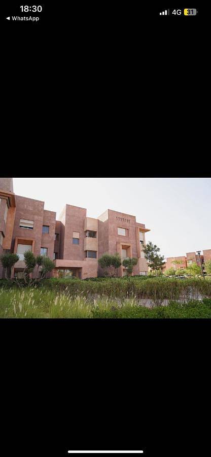 Gîte pour 6 personnes, avec vue et piscine ainsi que bassin pour enfant et terrasse dans The Montgomerie Marrakech - 4