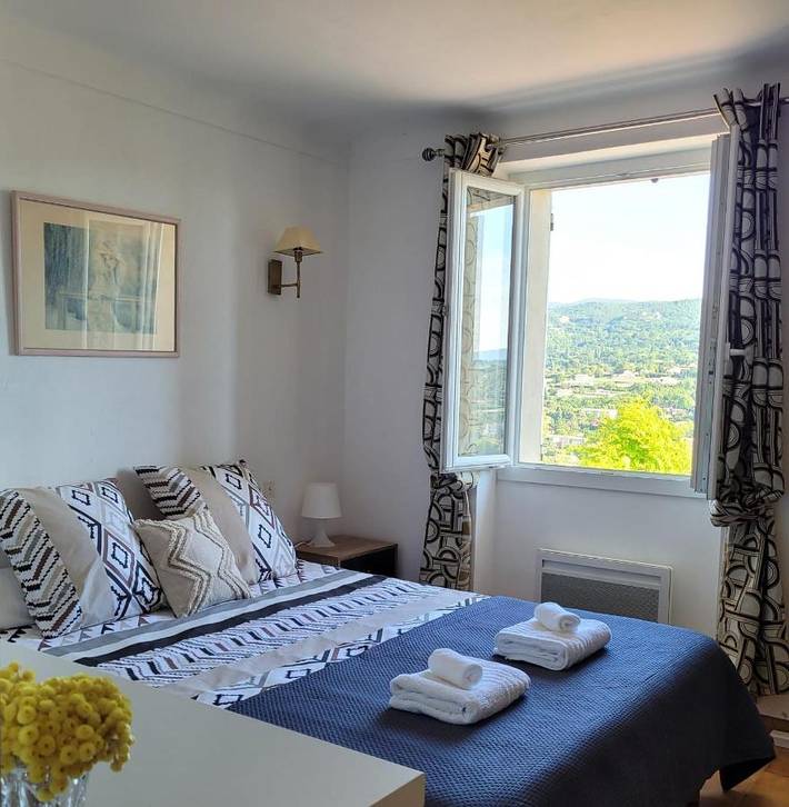 Appartement de vacances pour 2 personnes, avec jardin ainsi que terrasse et vue