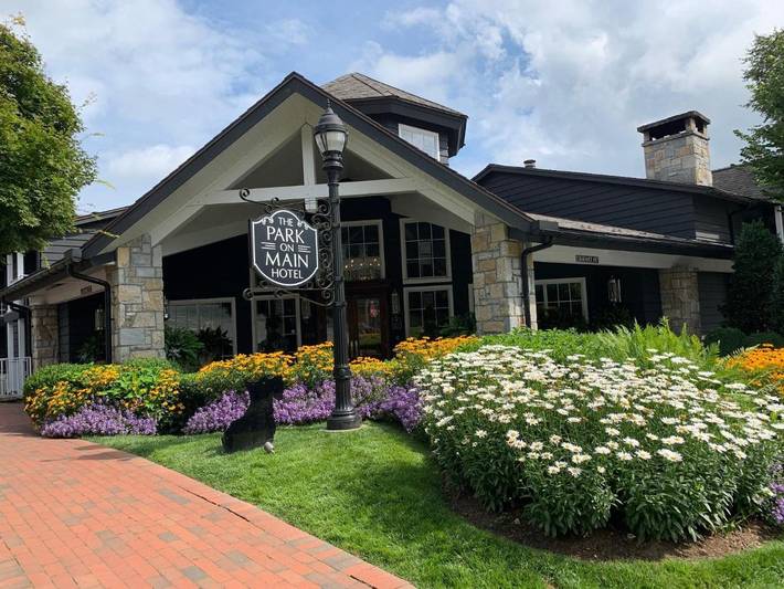 Hotel para 4 personas, con jardín además de terraza y vistas, Se admiten mascotas - 1