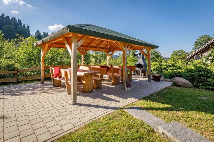 Ferienhaus für 20 Personen, mit Garten und Sauna sowie Terrasse und Whirlpool, mit Haustier in Suedlicher Schwarzwald - 2