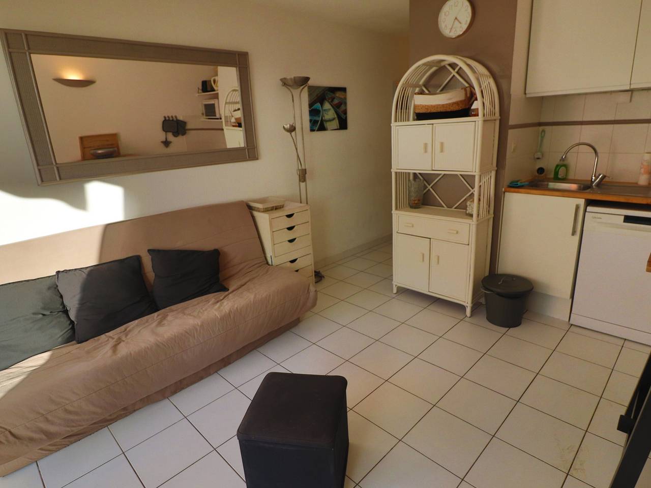 Entire apartment, Charming 33m² apartment with terrace and sea view in Sète in Sete, Côte d'Améthyste