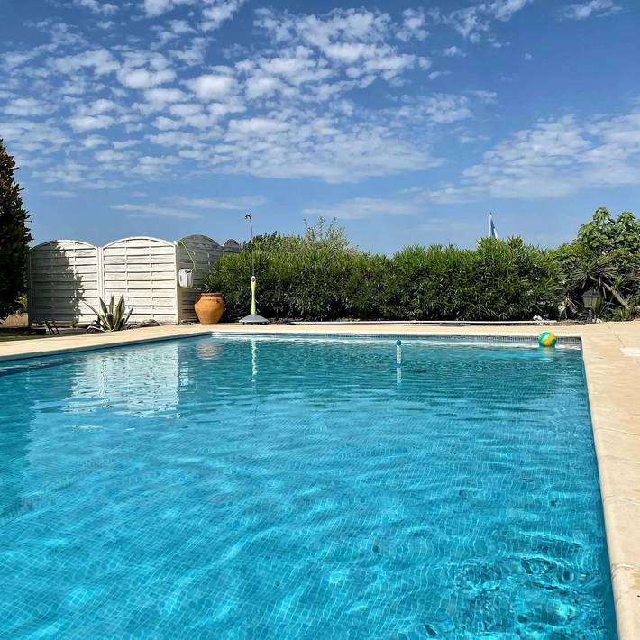 Location de vacances pour 5 personnes, avec piscine et terrasse à Tourrettes - 2