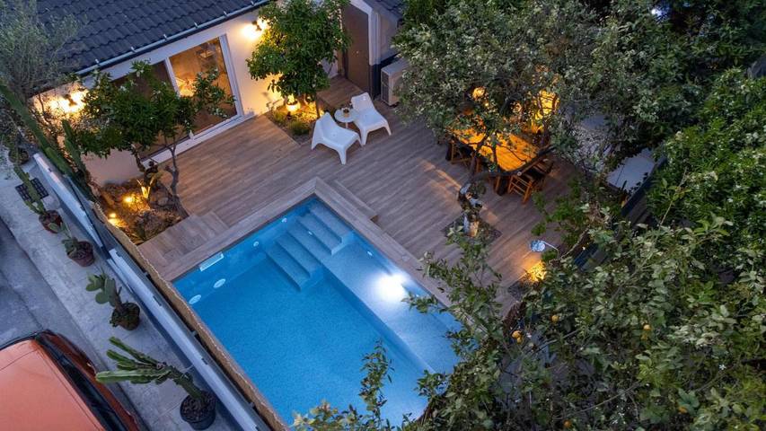 Willa dla 6 osób, z Balkon i Jacuzzi oraz Taras i Ogród w Kalamata