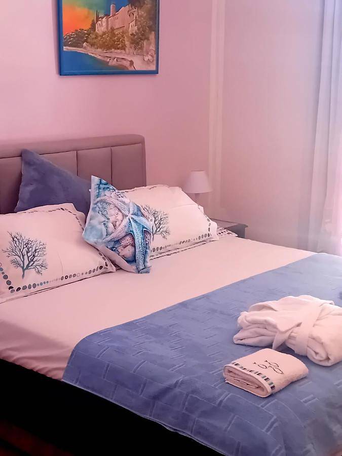 Maison d’hôte pour 2 personnes, avec balcon ainsi que vue et jardin