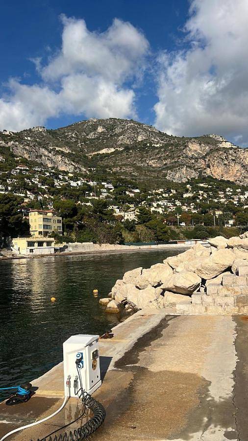 Bateau pour 2 personnes, avec terrasse et vue dans Port Du Sylva Maris Eze - 4