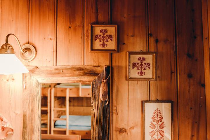 Ganze Ferienwohnung, Mirnock - 6-Bett Familienzimmer mit Ostbalkon in Millstatt, Bezirk Spittal an der Drau