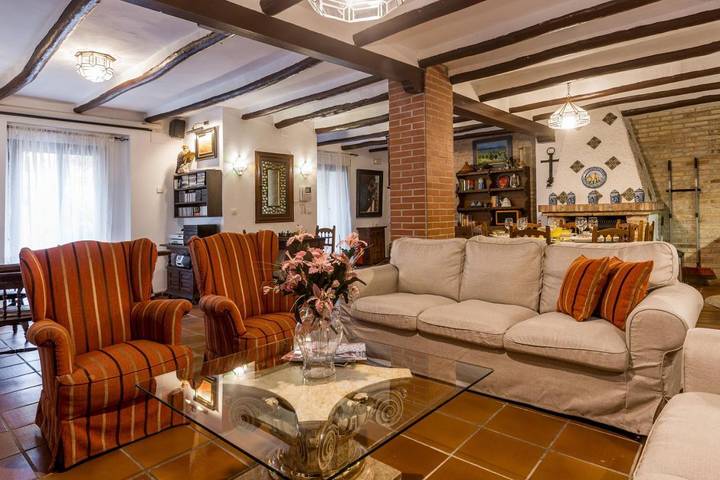 Casa rural para 10 personas, con piscina además de jardín y vistas en Monachil - 4