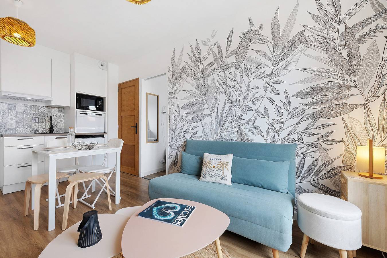 Entire apartment, Stay in the Heart of La Chaume Facing the Ocean – Les Barges 40! in Les Sables-d'Olonne, Vendée