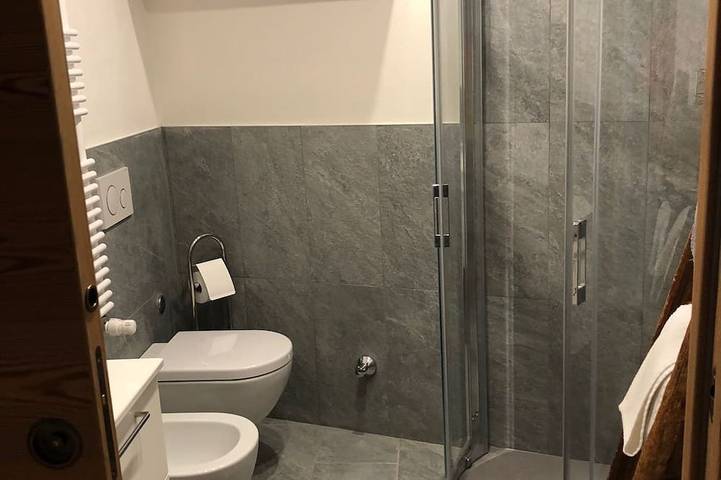 Apartamento entero, Petite Maison: ¡a 50 pasos del teleférico! in Courmayeur, Alpes del Valais