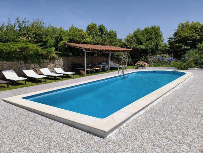 Casa de férias para 2 pessoas, com Terraço e Jardim e ainda Piscina and Vista em Maceira