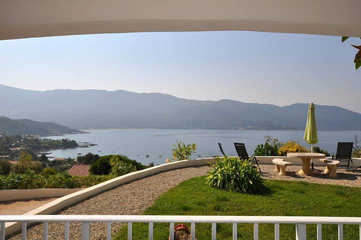 Appartement de vacances pour 4 personnes, avec jardin et balcon