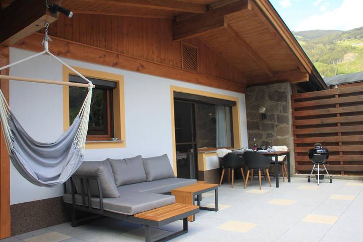 Chalet für 5 Personen, mit Balkon und Terrasse sowie Garten in der Zillertal Arena