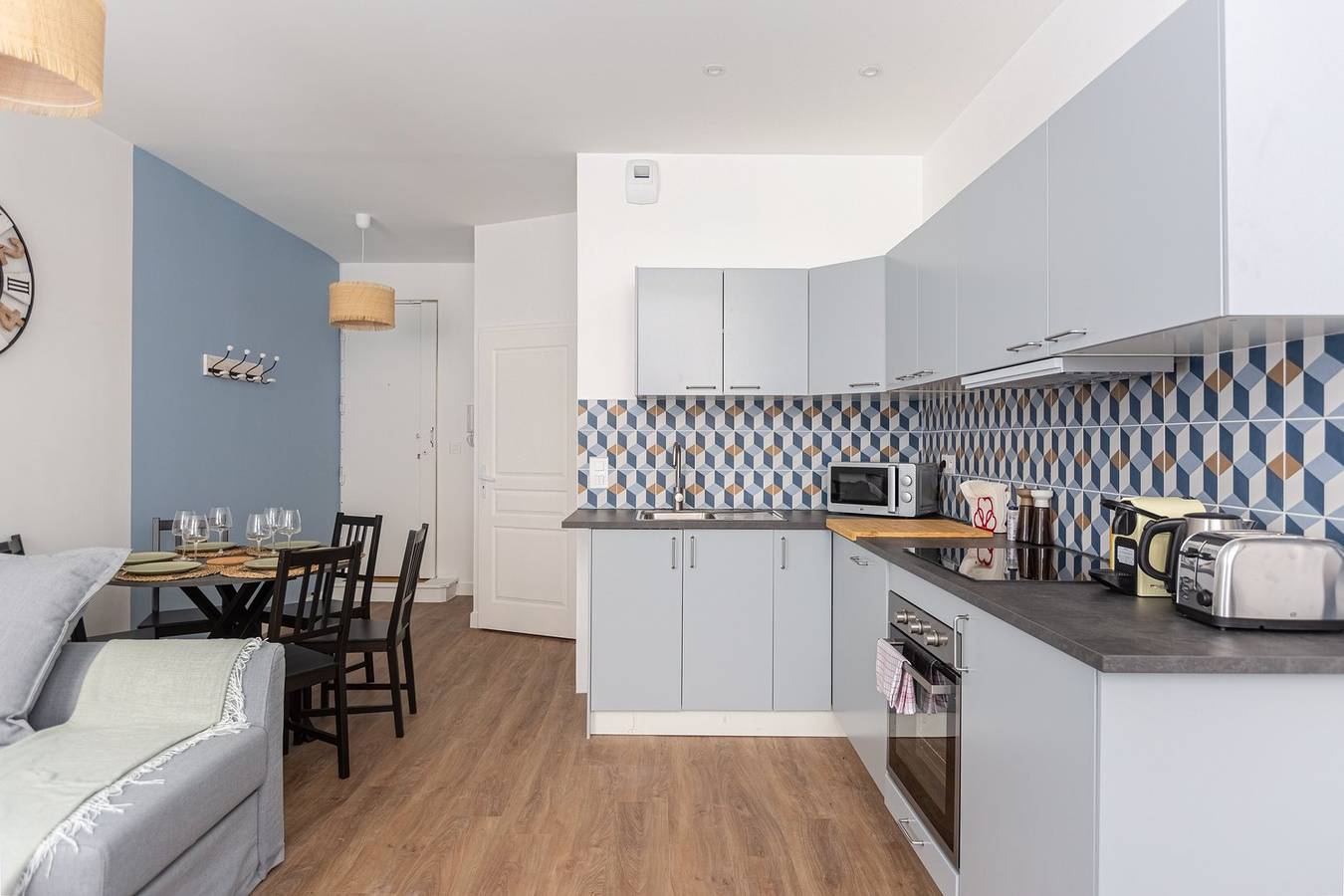 Geheel appartement, Vakantieappartement voor 6 personen in Bordeaux, Bordeaux en omgeving