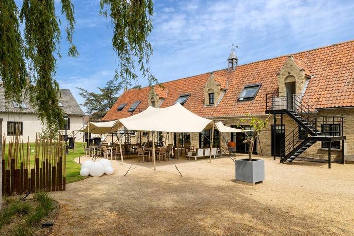 Location de vacances pour 2 personnes, avec sauna ainsi que jacuzzi et jardin dans Leisele - 2