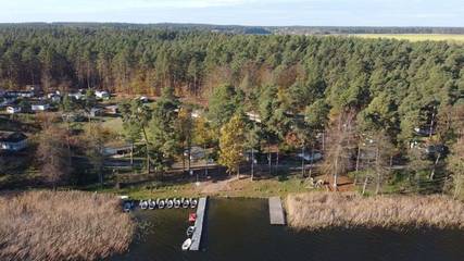 Bungalow für 6 Personen, mit Seeblick und Terrasse sowie Garten und Ausblick in Lychen