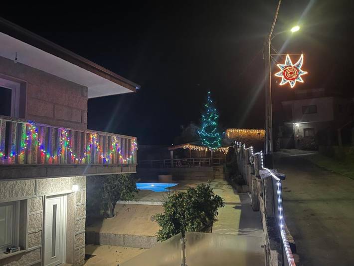 Chalet para 14 personas, con piscina además de jardín y jacuzzi en Provincia de Orense - 2