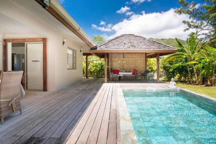 Maison de vacances pour 5 personnes, avec vue sur le lac et jardin ainsi que vue et piscine dans Polynésie française - 3