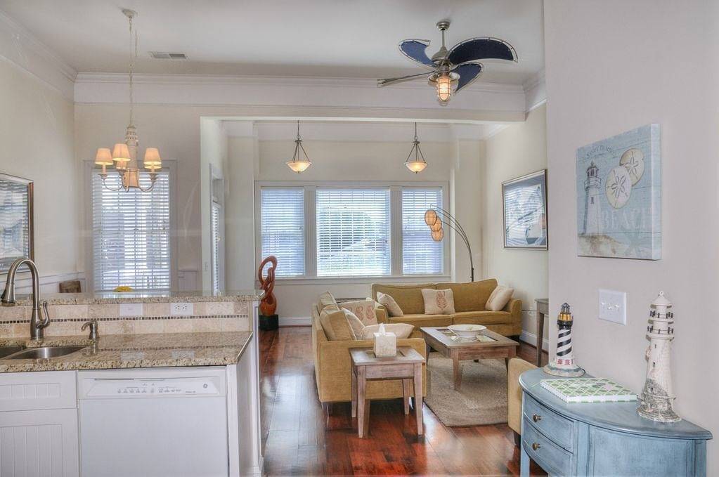 Ganze Wohnung, Steuerbord an der Brücke des Kapitäns - Historische Southport Condo in Southport (NC), Brunswick County