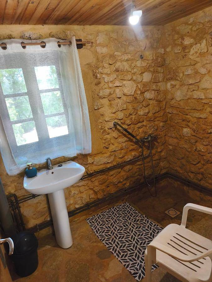 Location de vacances pour 2 personnes, avec jardin et vue à Milhac - 2