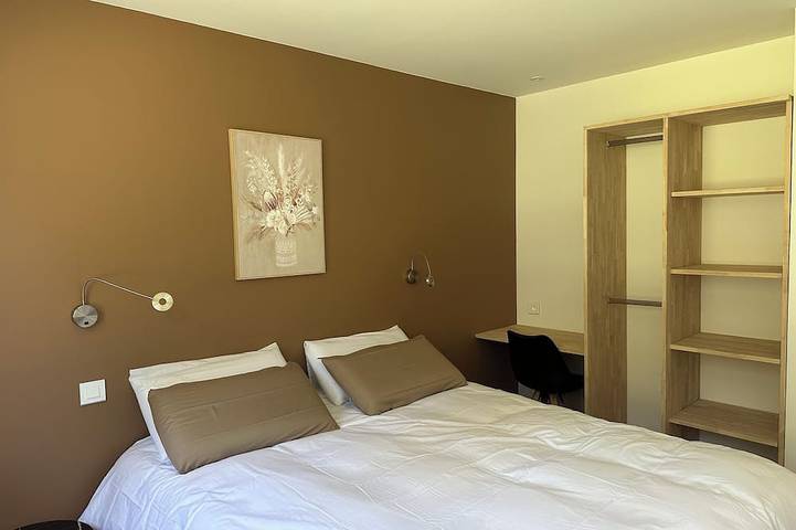 Location de vacances pour 8 personnes, avec jardin à Le Bez - 3