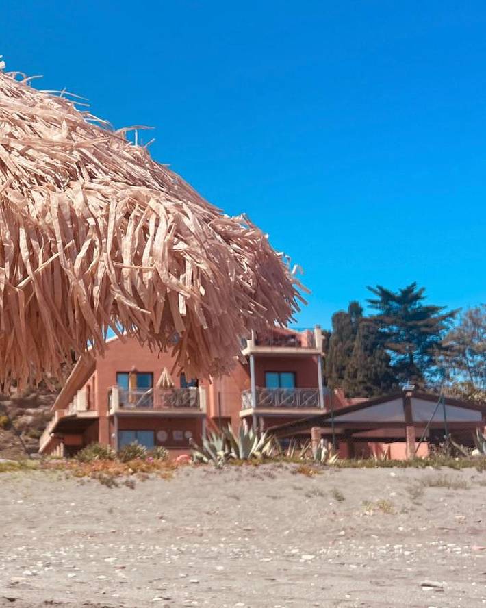 Apartamento de vacaciones para 4 personas, con vistas además de jardín y piscina - 1