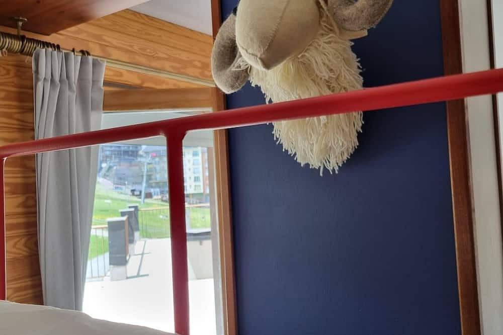 Entire apartment, 43 tres estrelles club studio 4 pers. view and terrace in Pas de la Casa, Grandvalira