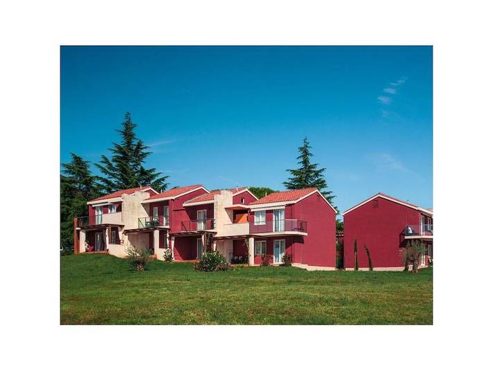 Ferienhaus für 5 Personen, mit Pool und Kinderpool sowie Balkon/Terrasse, mit Haustier in Katoro