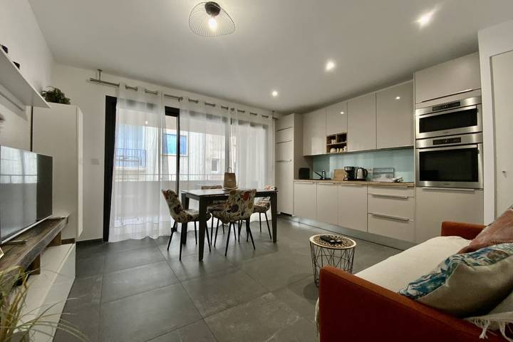 Gîte pour 4 personnes, avec Terrasse dans Le Vieux Phare Du Grau Du Roi