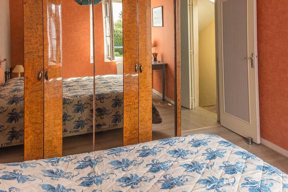 Appartement entier, Appartement coquet, mer à 2 mn. A partir de 350€ la semaine in Loctudy, Côte de Cornouaille
