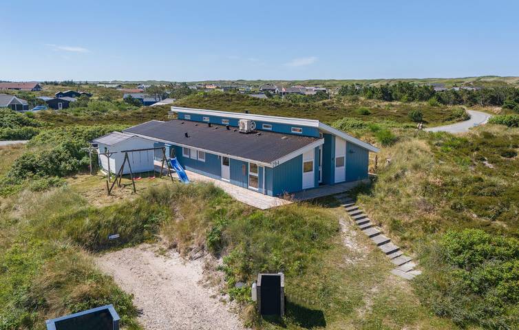 Ferienhaus für 8 Personen, mit Whirlpool und Sauna sowie Terrasse und Pool, mit Haustier - 1