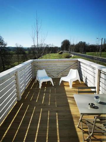 Gîte pour 5 personnes, avec jardin et terrasse dans Vignot