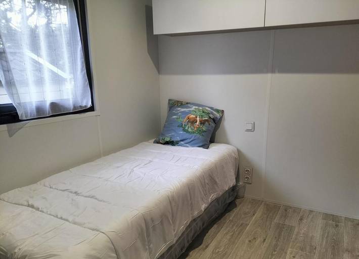 Gîte pour 6 personnes, avec Jacuzzi et Terrasse ainsi que Jardin et Piscine à Étaples - 4