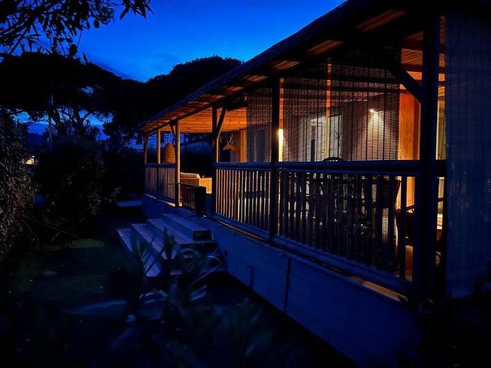 Camping pour 4 personnes, avec terrasse et piscine, animaux acceptés à Ramatuelle - 2