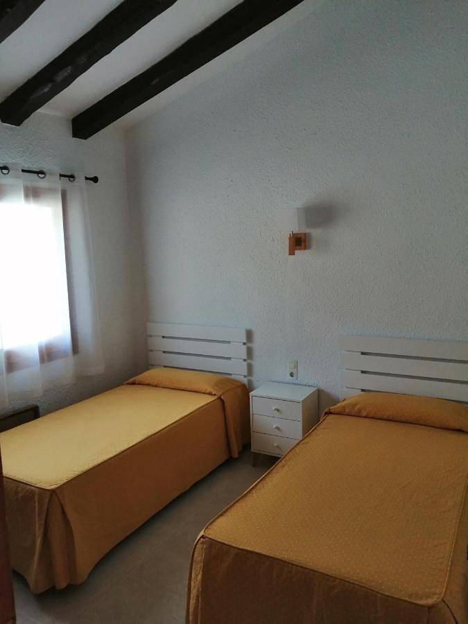 Hôtel pour 6 personnes, avec terrasse ainsi que jardin et vue, animaux acceptés dans Platja de l'Almadrava - 3