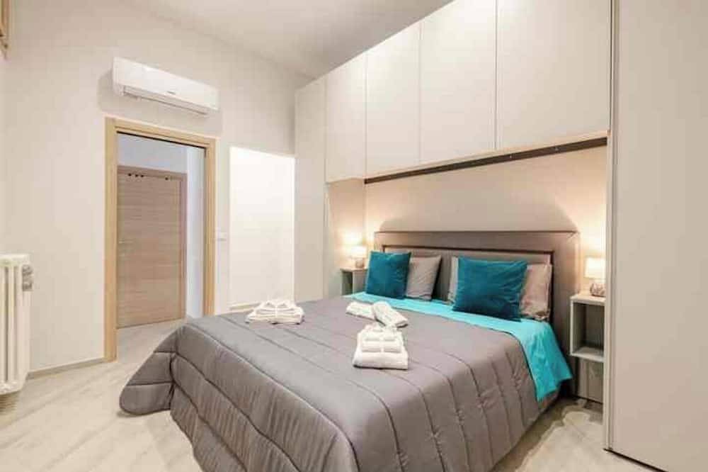 Apartamento entero, Grand Appartement à 5 Minute a Pied de la Plage Centre Historique et Commerces in Barletta, Via Francigena