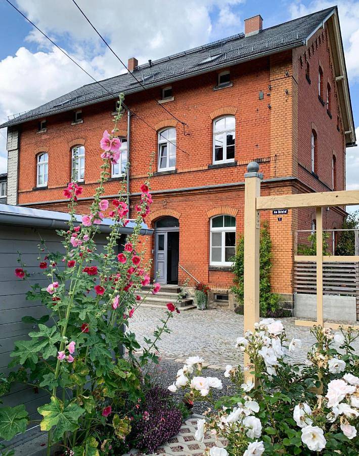 Ferienwohnung für 3 Personen, mit Terrasse und Garten sowie Pool und Ausblick in Frauenstein