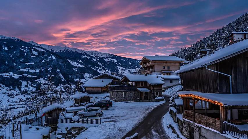 Ferienhaus für 15 Personen, mit Balkon und Garten sowie Sauna und Whirlpool in Kaltenbach - 2